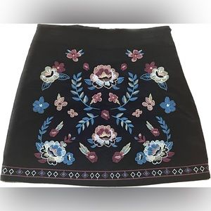 mi ami | Embroidered Mini Skirt